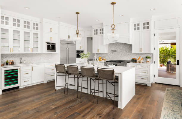24/7 Emergency Cabinet Installation experts in Myakka City, FL